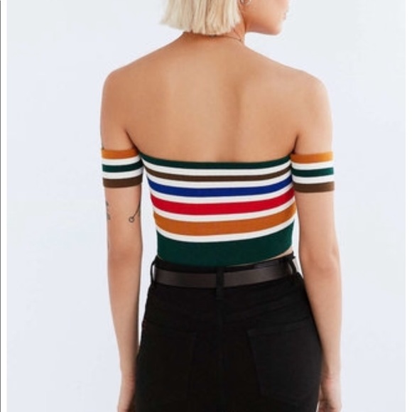Off the Shoulder Striped Crop Top - Picture 3 of 5